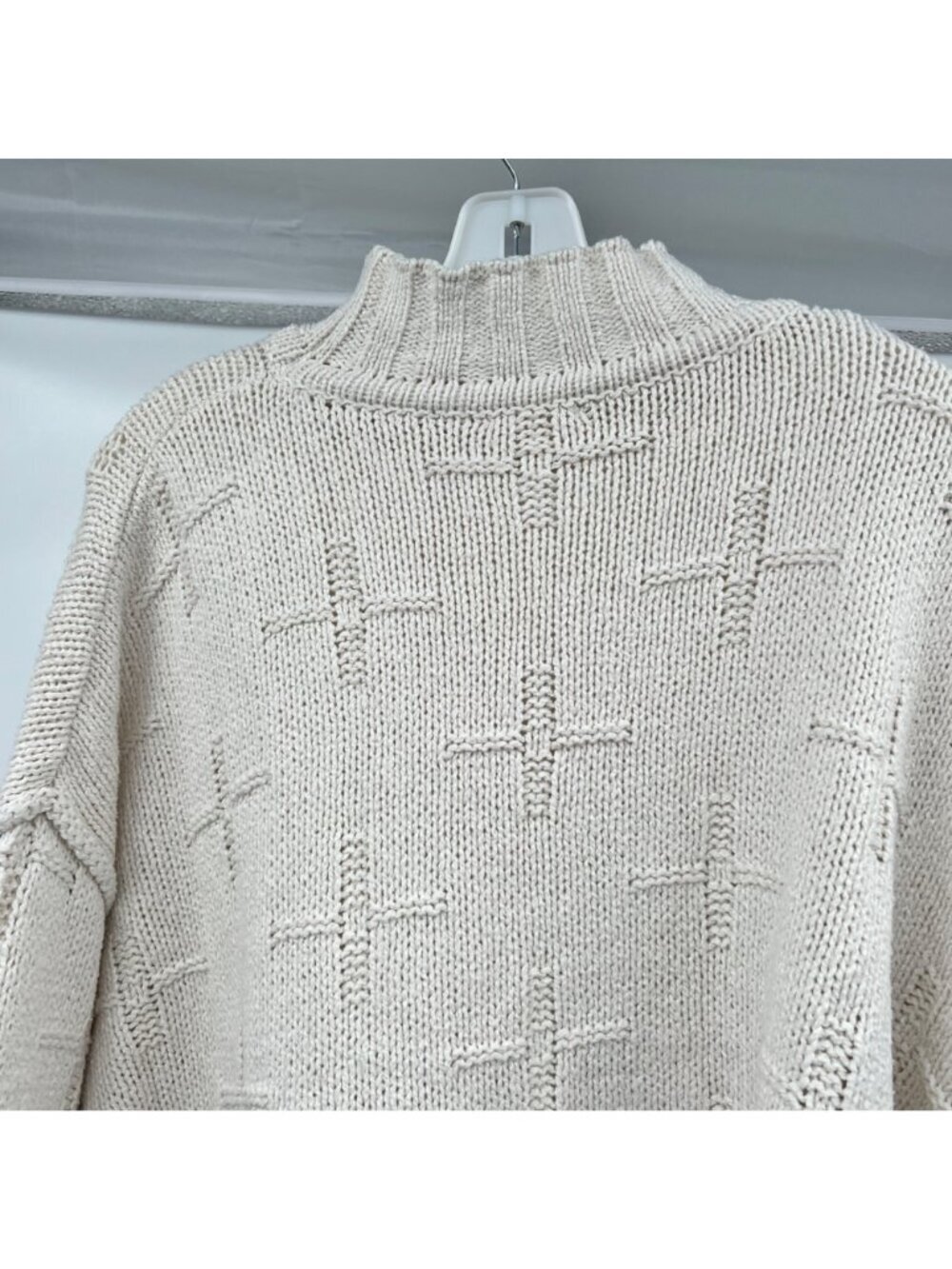 ee:some Womens Knit Pullover Sweater Mock Neck Cream Size Medium - Picture 6 of 9